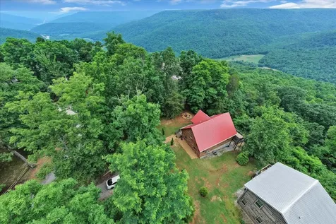 2007 Laurel Lake Drive Monteagle TN 37356