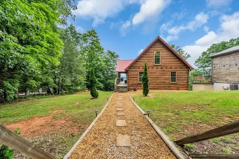 2007 Laurel Lake Drive Monteagle TN 37356