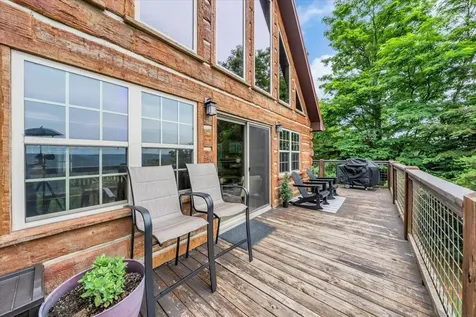 2007 Laurel Lake Drive Monteagle TN 37356