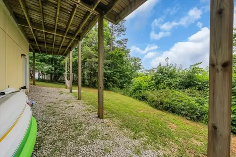 2007 Laurel Lake Drive Monteagle TN 37356