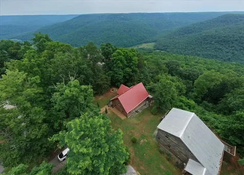 2007 Laurel Lake Drive Monteagle TN 37356