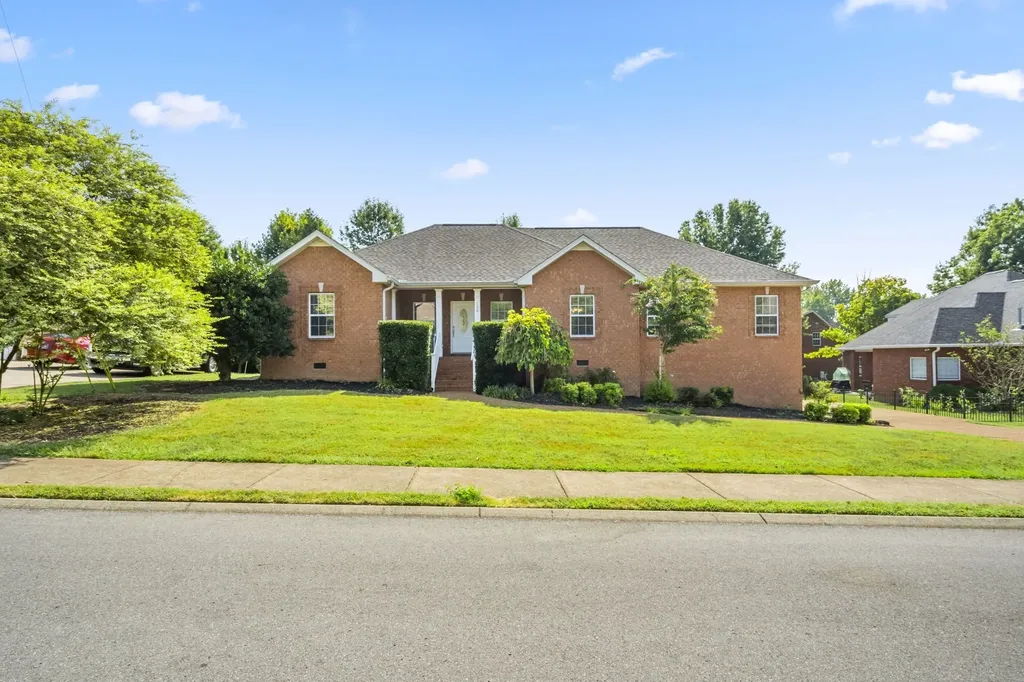 106 Bedrock Drive White House TN 37188
