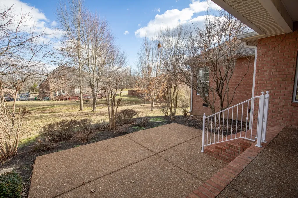 106 Bedrock Drive White House TN 37188