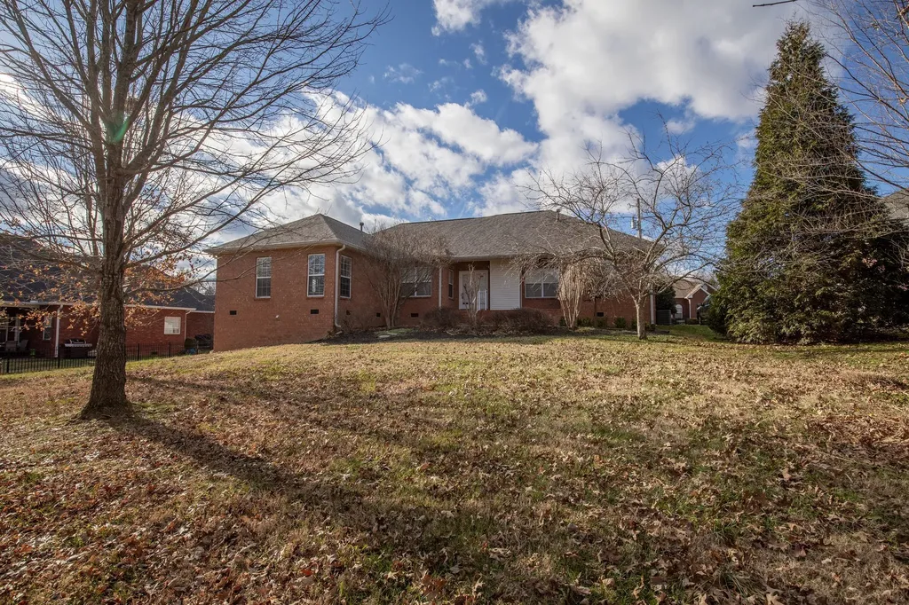 106 Bedrock Drive White House TN 37188
