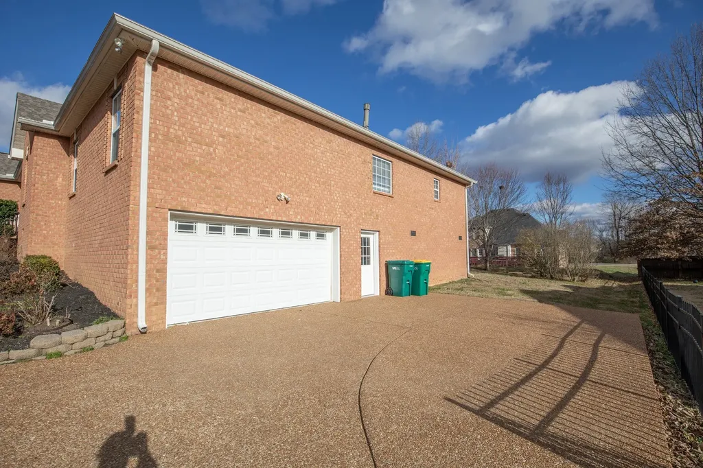106 Bedrock Drive White House TN 37188