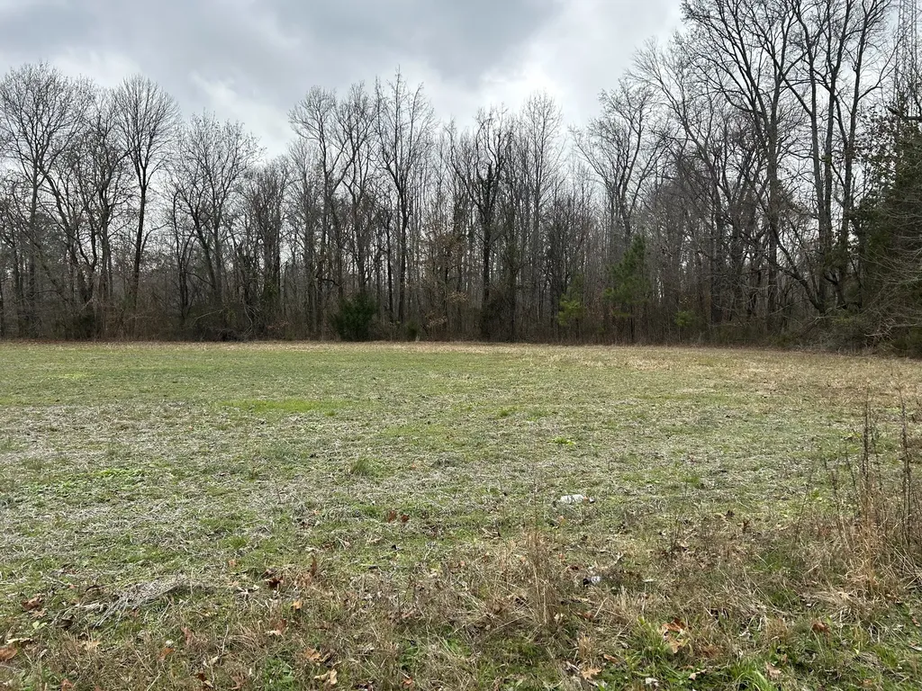 4927 Hillsboro Viola Road Manchester TN 37355