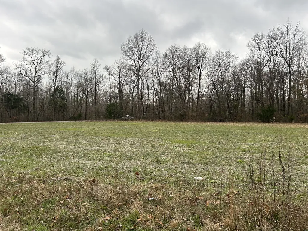 4927 Hillsboro Viola Road Manchester TN 37355