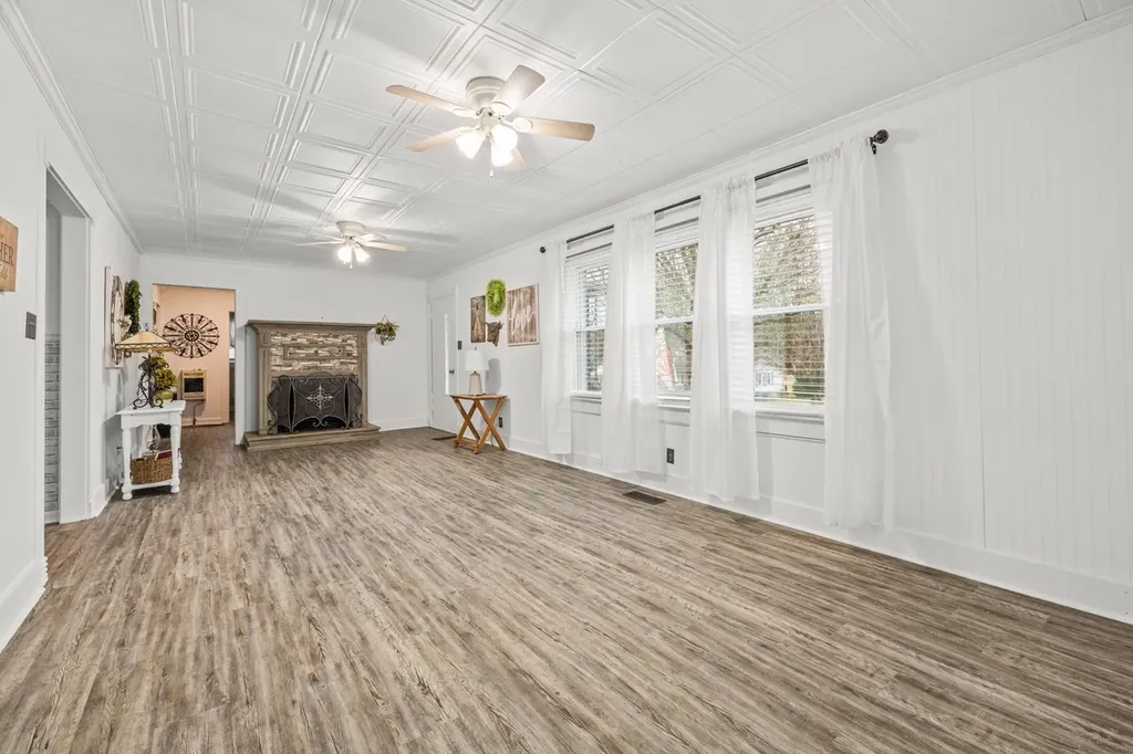 808 3rd Avenue Fayetteville TN 37334