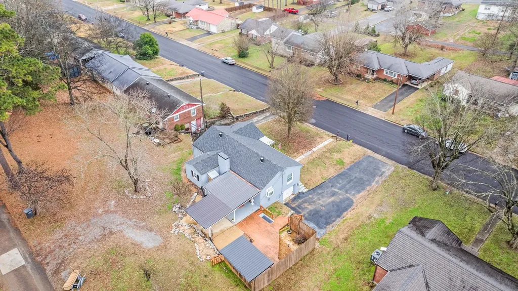 808 3rd Avenue Fayetteville TN 37334