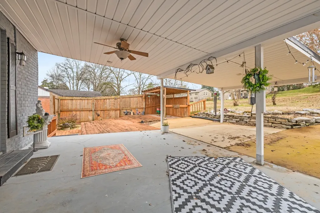808 3rd Avenue Fayetteville TN 37334