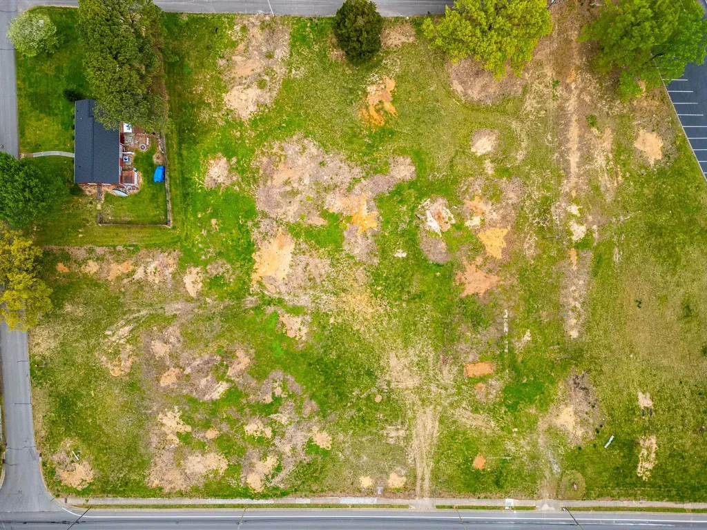 2504 Memorial Boulevard Springfield TN 37172