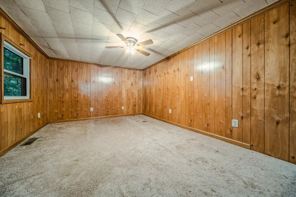 2000 Myers Cove Road Mcminnville TN 37110