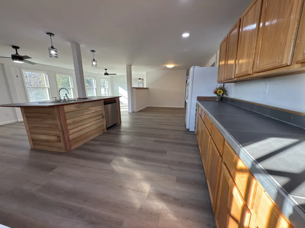 2000 Myers Cove Road Mcminnville TN 37110