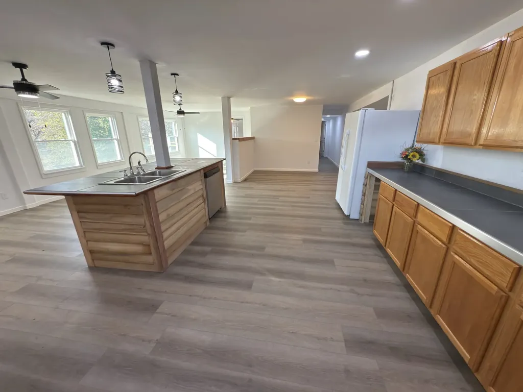2000 Myers Cove Road Mcminnville TN 37110
