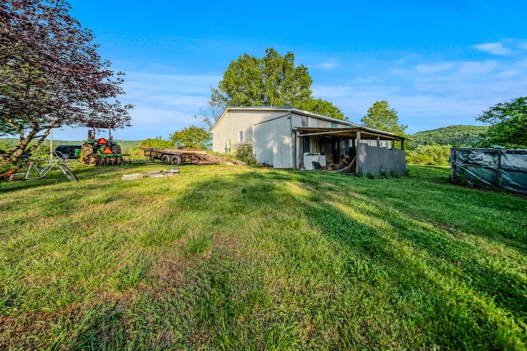 2000 Myers Cove Road Mcminnville TN 37110