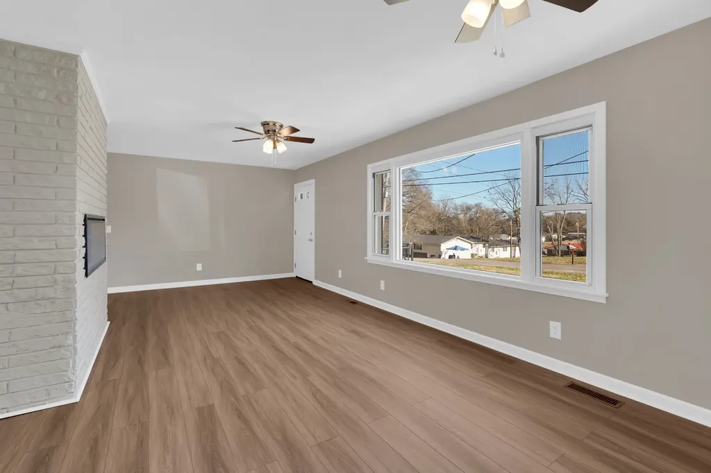 1604 Valley Road Shelbyville TN 37160