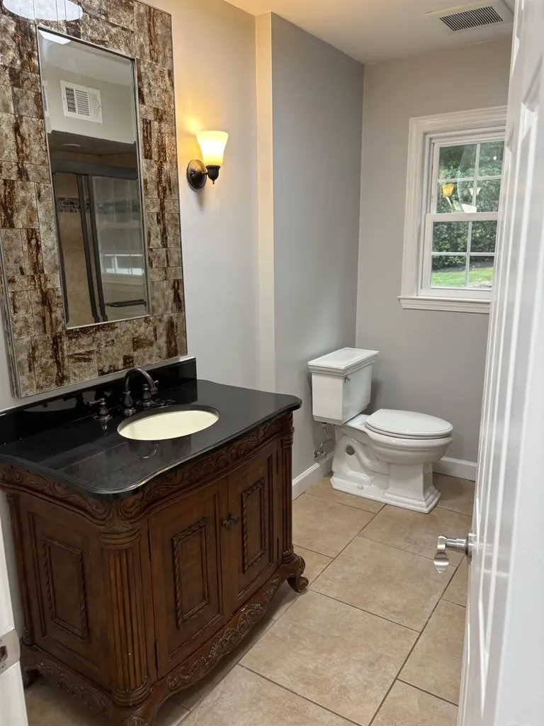 8449 Glenbrae Cove Germantown TN 38139