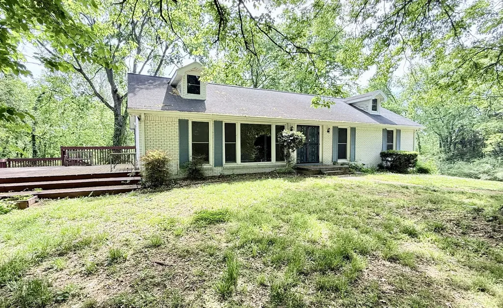 5090 Blue Hole Road Antioch TN 37013