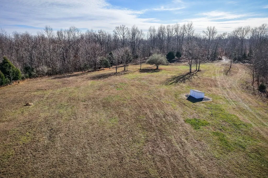 1772 S Fork Road Whitleyville TN 38588