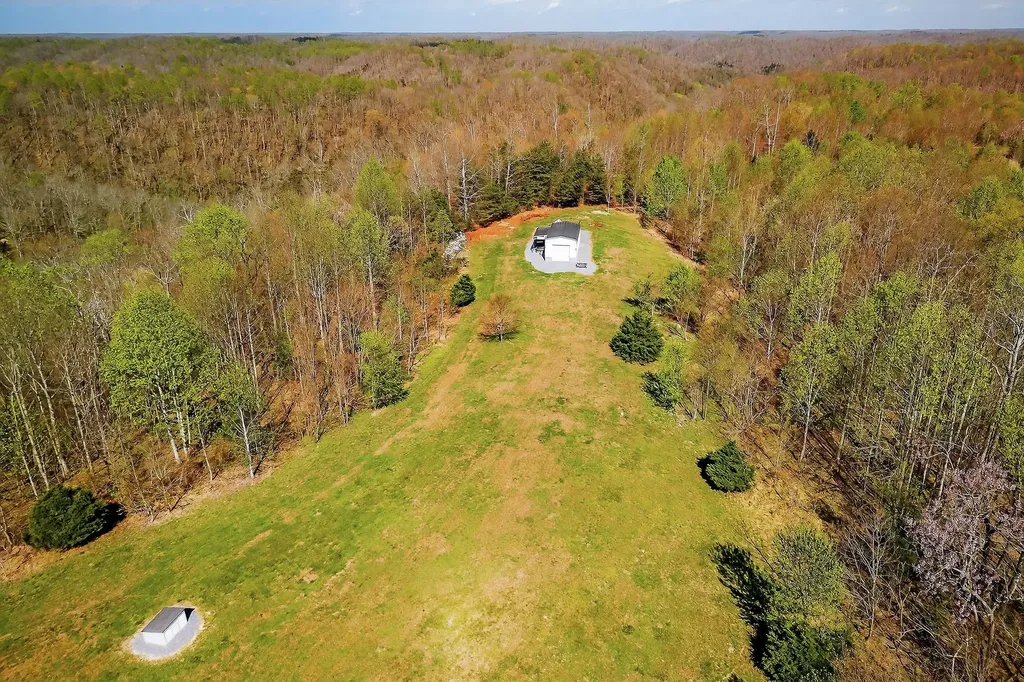 1772 S Fork Road Whitleyville TN 38588