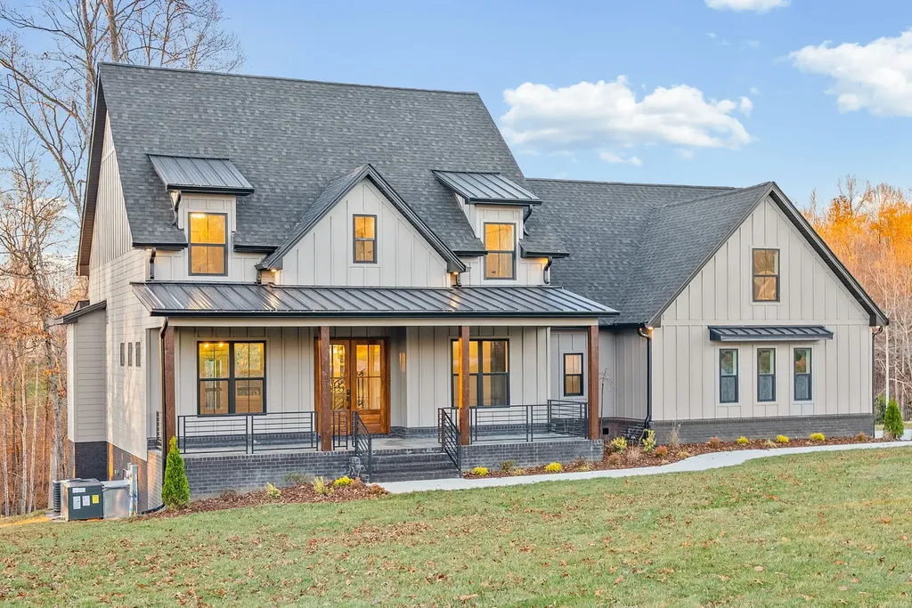 1319 Shady Grove Road Clarksville TN 37043