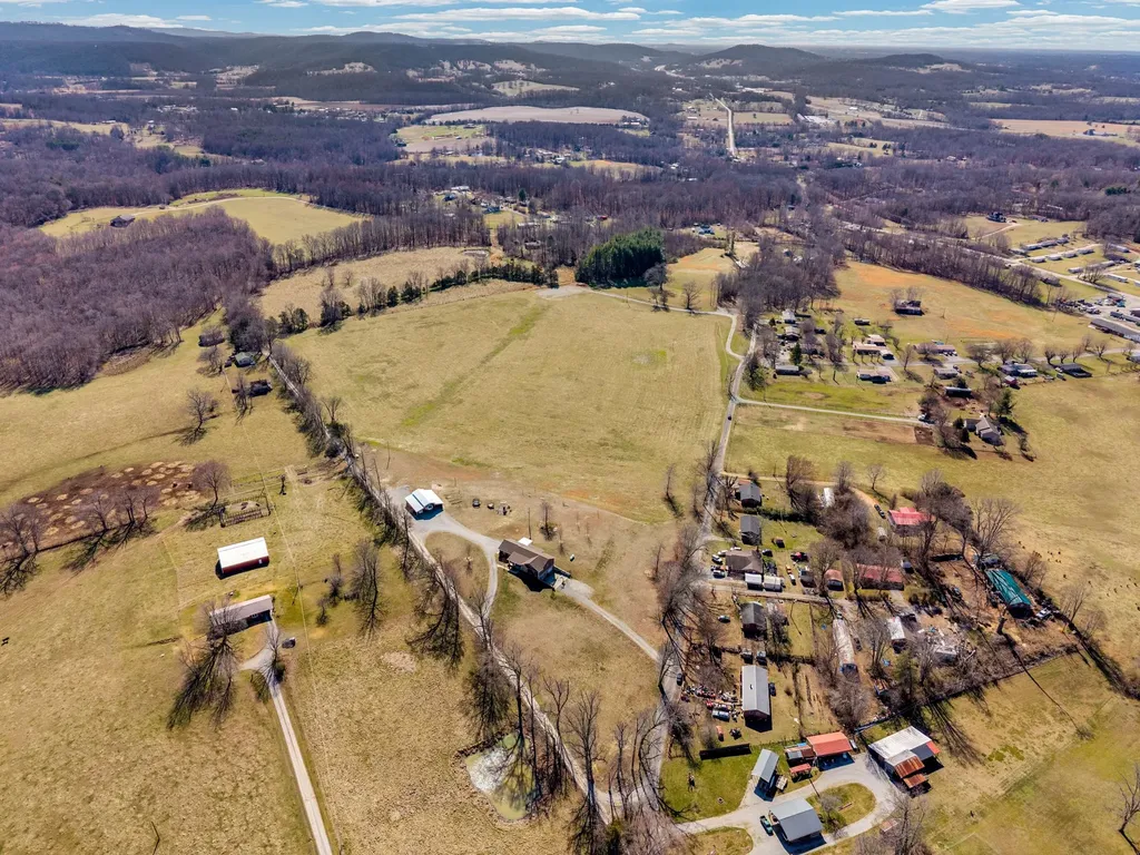 126 Dial Lane Rickman TN 38580