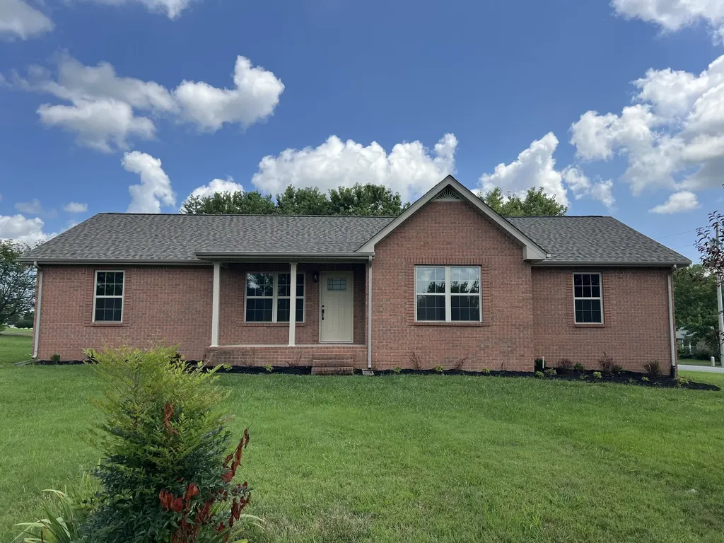 90 Long Creek Road Lafayette TN 37083