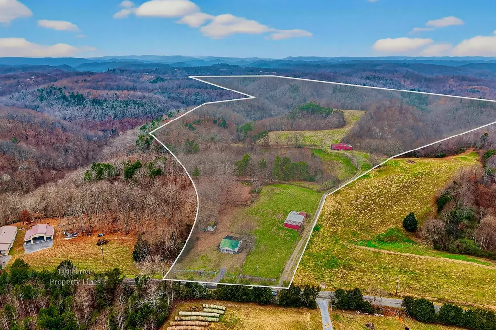 2578 Pea Ridge Road Liberty TN 37095