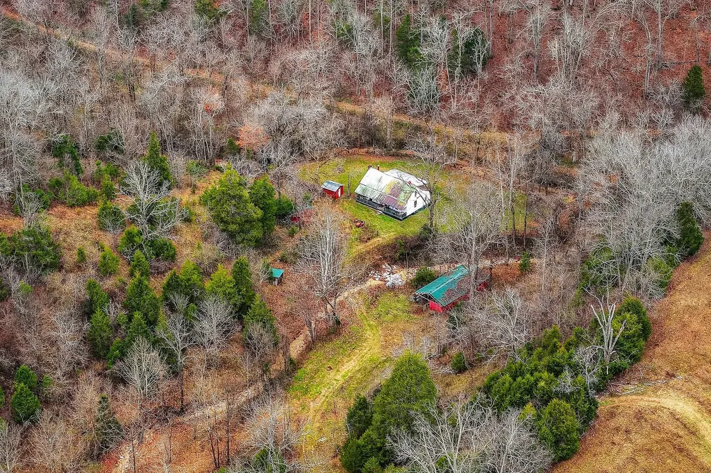 2578 Pea Ridge Road Liberty TN 37095