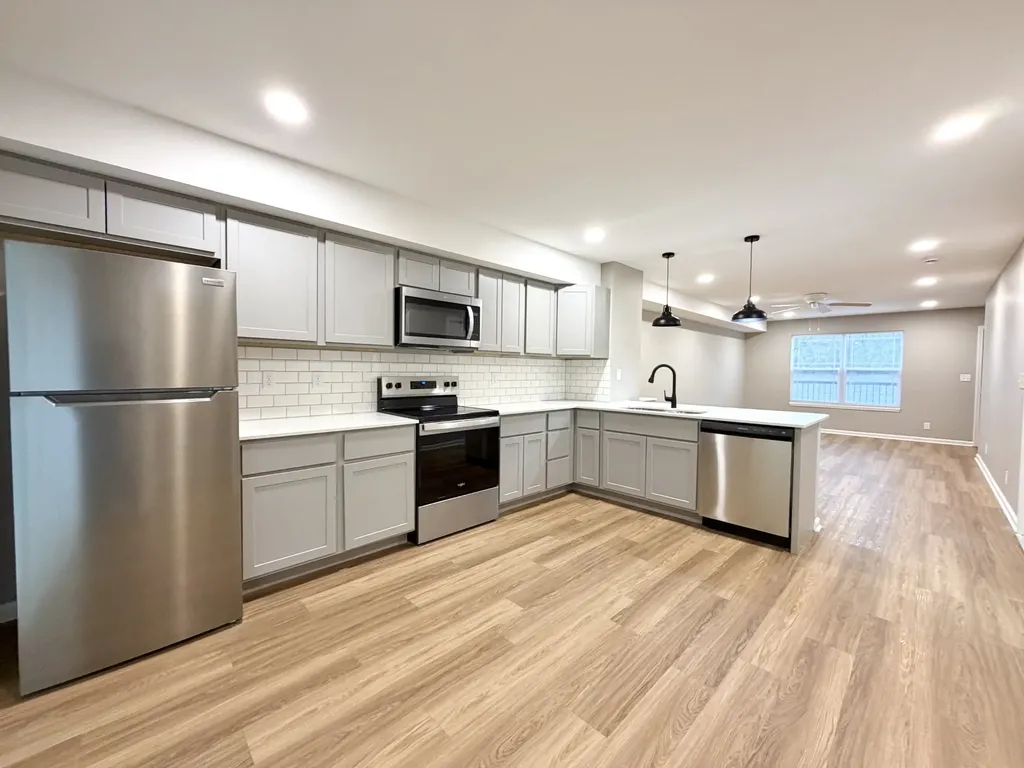 511 Glenstone Springs Drive Clarksville TN 37043