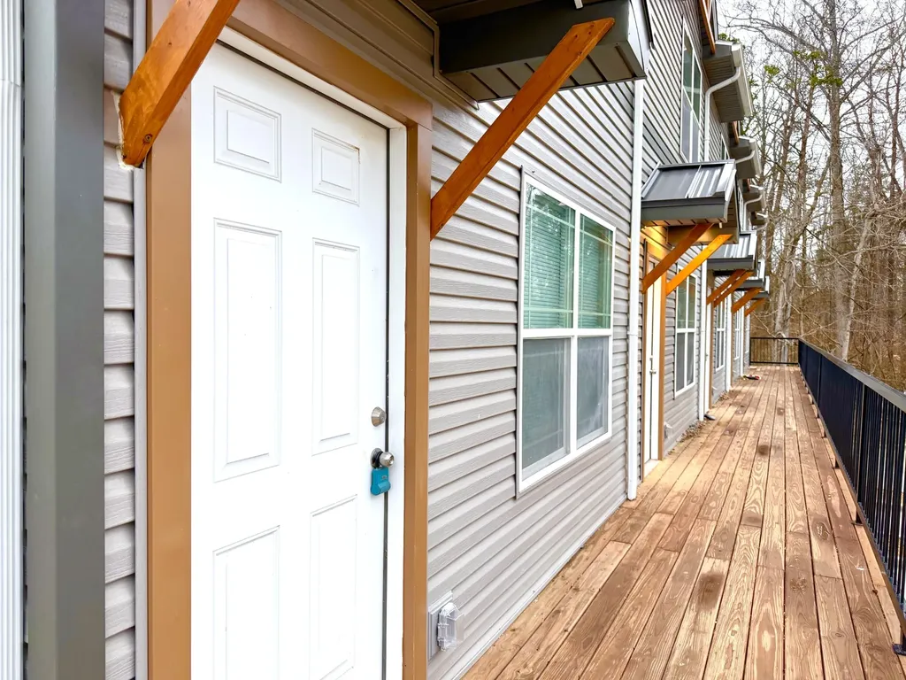511 Glenstone Springs Drive Clarksville TN 37043