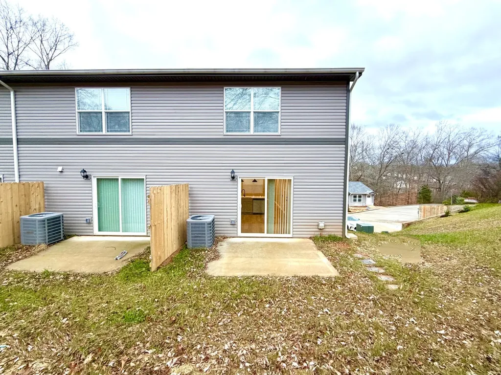 511 Glenstone Springs Drive Clarksville TN 37043