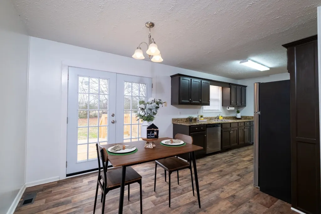 117 Carter Blake Road Tullahoma TN 37388