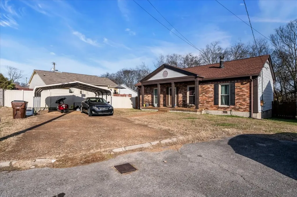 1317 Pilgrim Drive Madison TN 37115