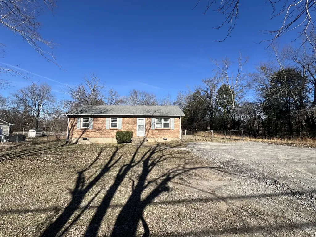 621 Dover Road Clarksville TN 37042
