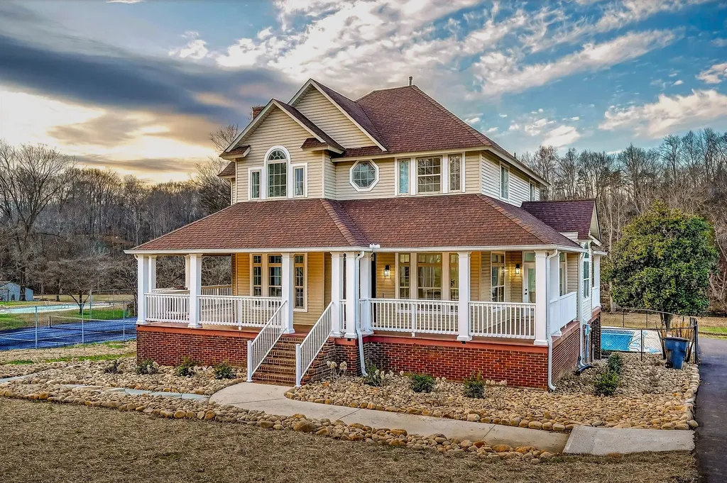 962 Indian Mound Drive Mcminnville TN 37110