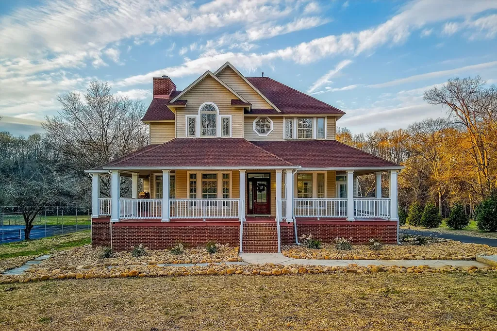 962 Indian Mound Drive Mcminnville TN 37110