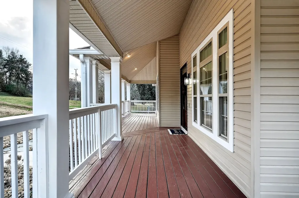 962 Indian Mound Drive Mcminnville TN 37110