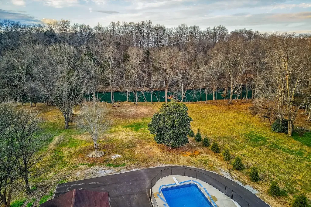 962 Indian Mound Drive Mcminnville TN 37110
