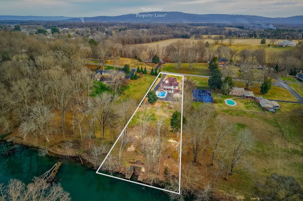 962 Indian Mound Drive Mcminnville TN 37110