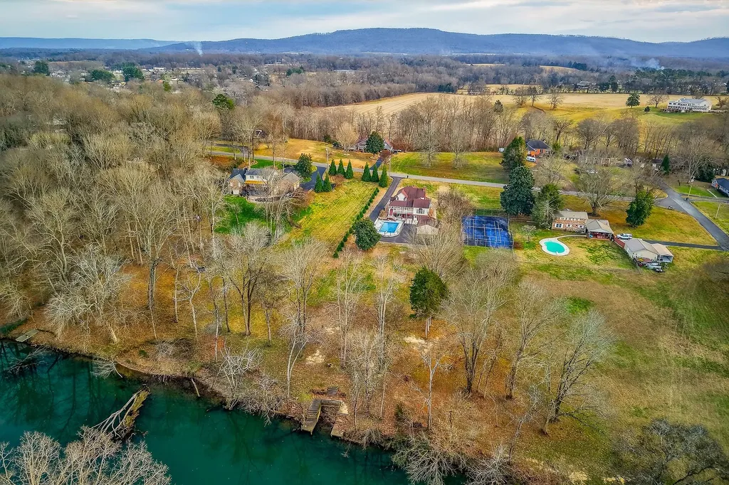 962 Indian Mound Drive Mcminnville TN 37110