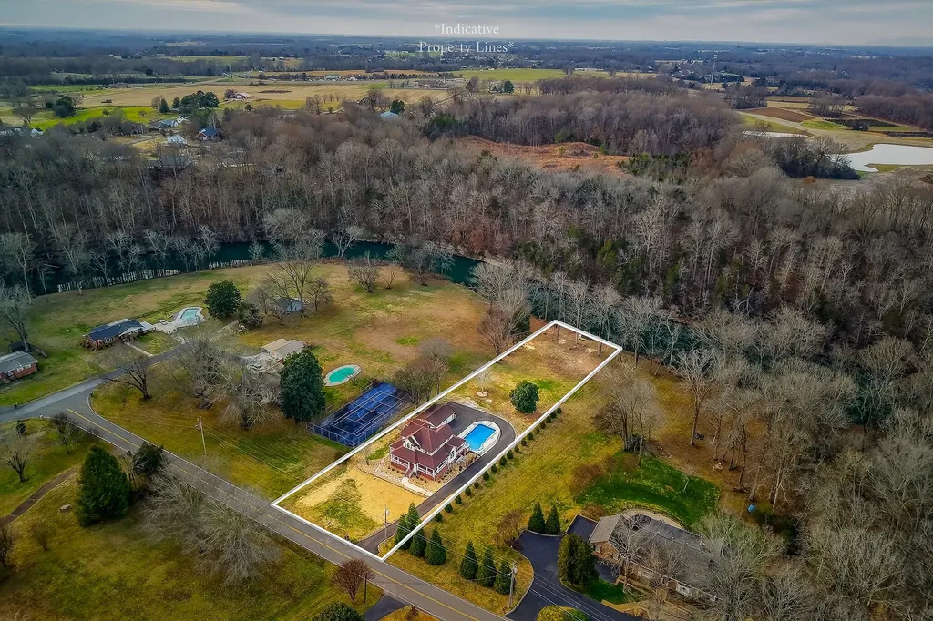962 Indian Mound Drive Mcminnville TN 37110