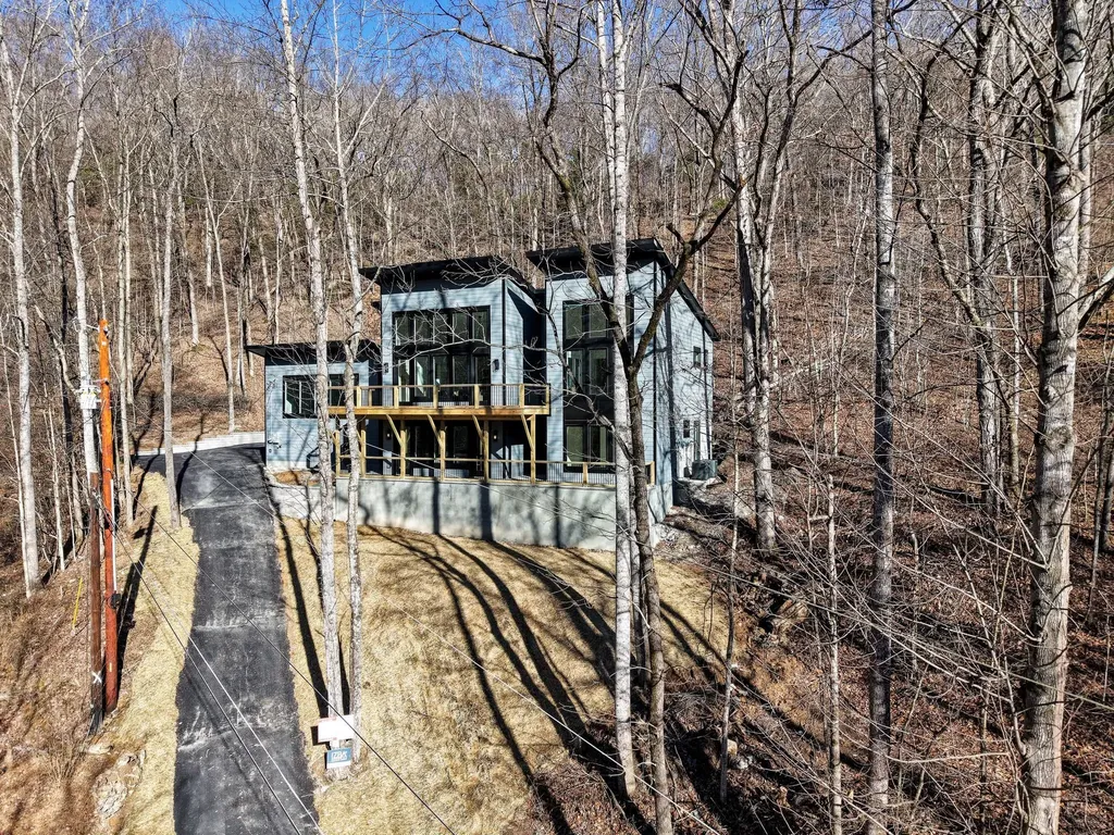 190 Cove Street Goodlettsville TN 37072