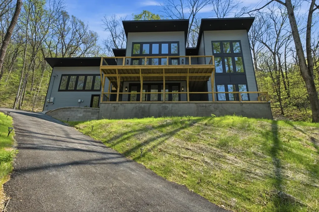 190 Cove Street Goodlettsville TN 37072