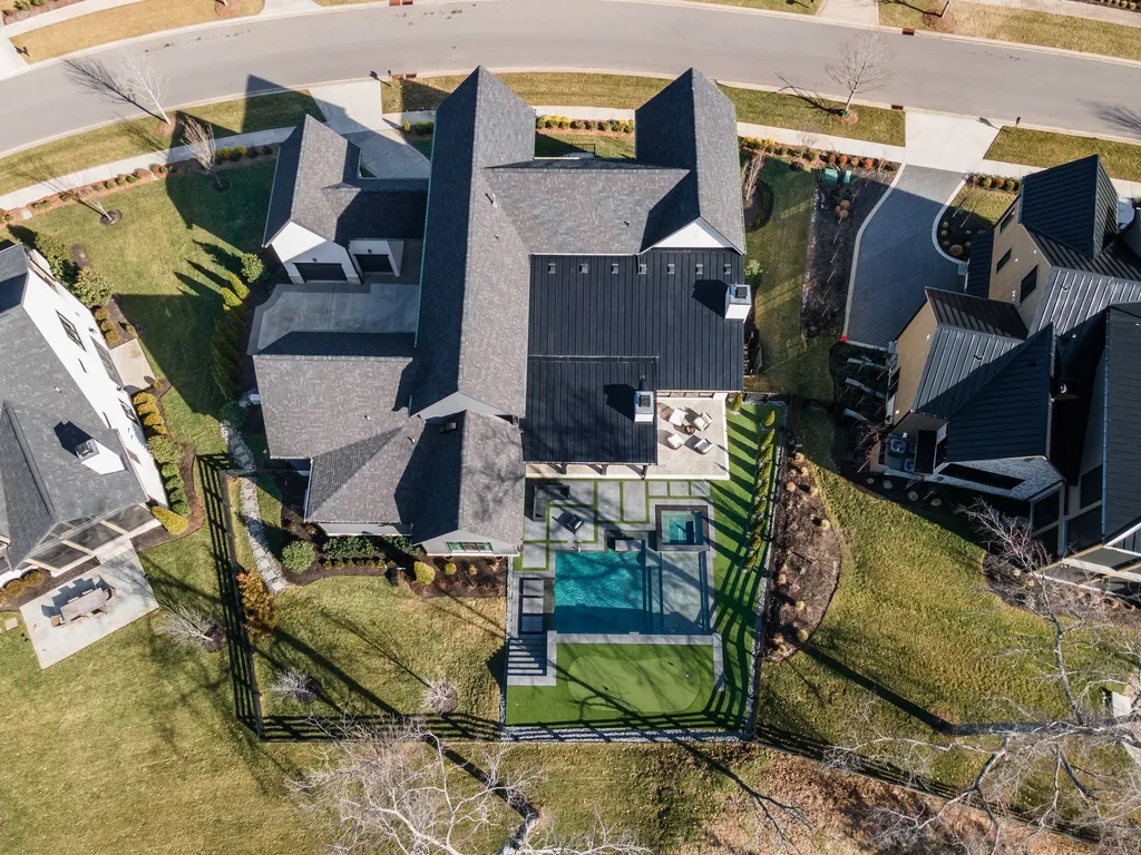 7060 Lanceleaf Drive College Grove TN 37046