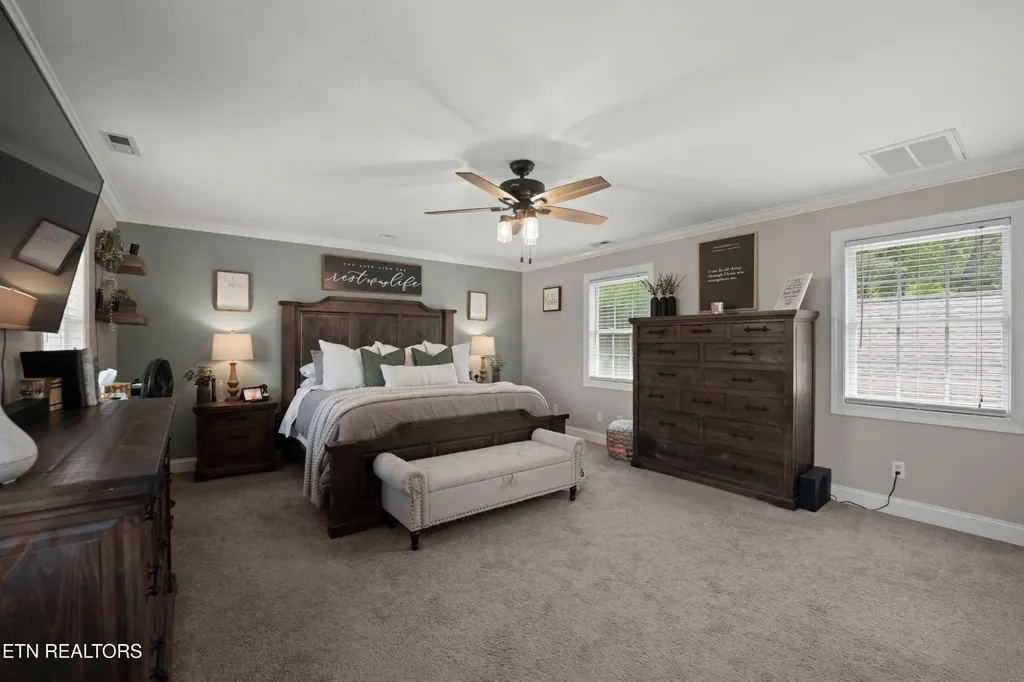 1913 E Union Valley Road Seymour TN 37865