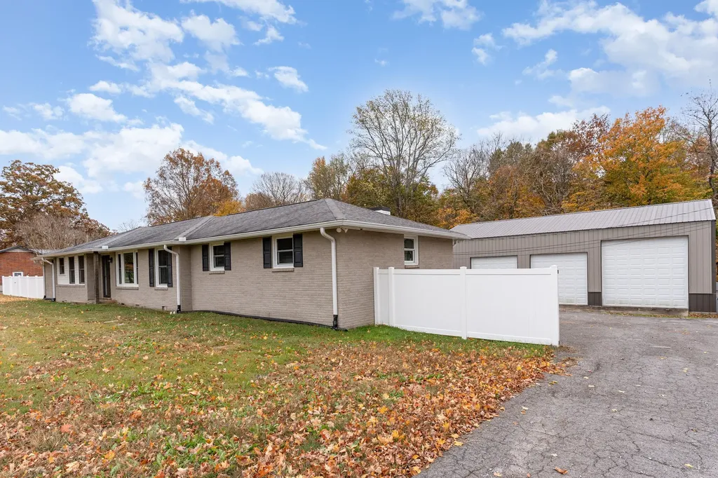 1631 Triangle Road Ashland City TN 37015