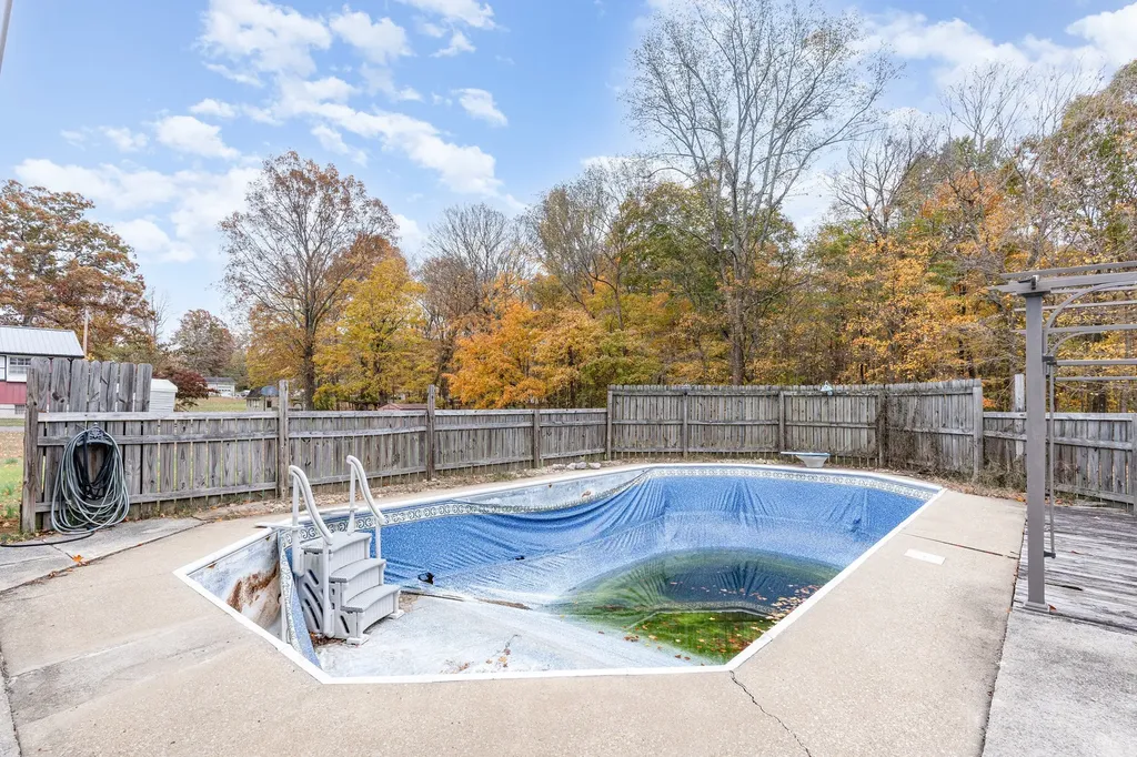 1631 Triangle Road Ashland City TN 37015