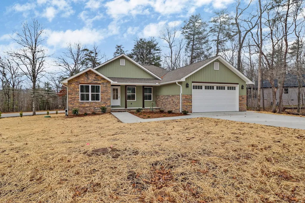 154 Adler Lane Crossville TN 38558