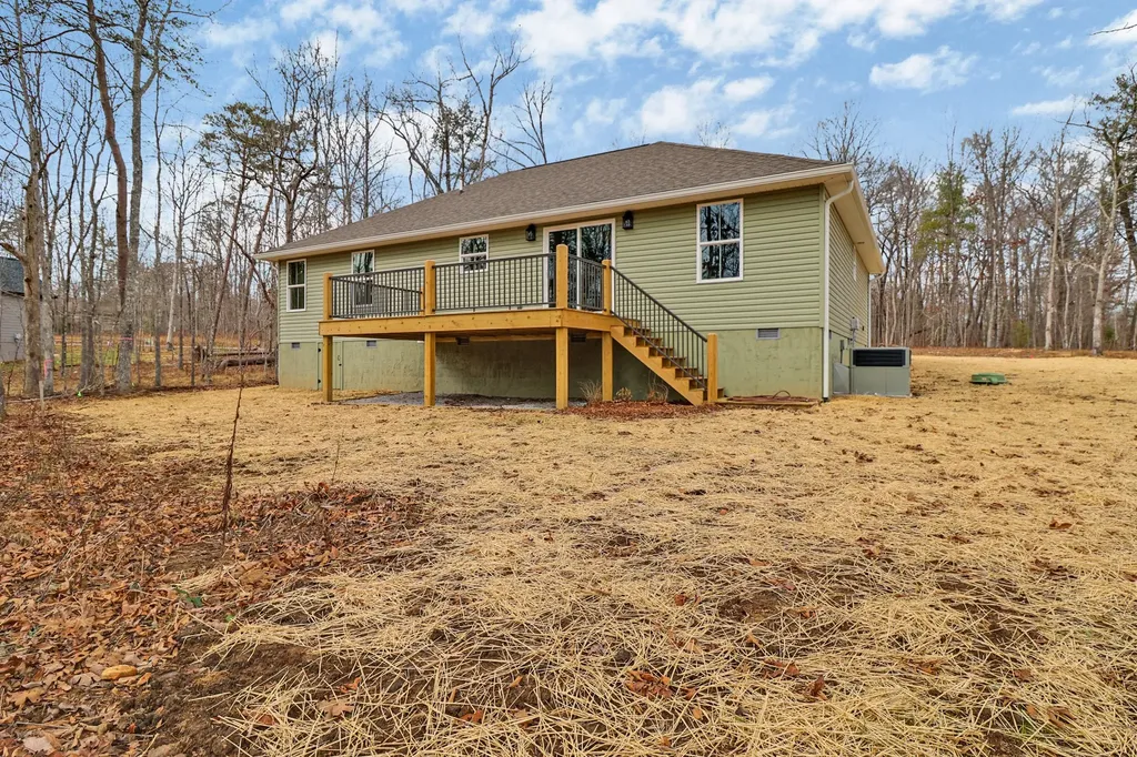 154 Adler Lane Crossville TN 38558